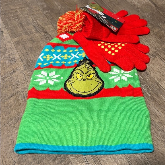 The Grinch 2 pc.Pom Pom Knit Cuffed beanie hat & gloves set,Christmas warm hat - Picture 2 of 9